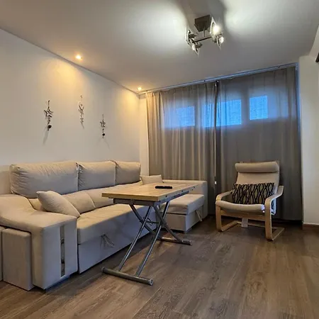 House 2 Wifi Y Parking Apartment *